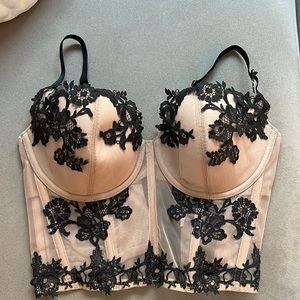 Victoria’s Secret corset bra 34DD